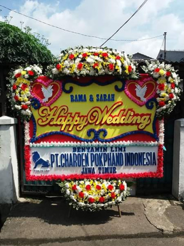 Karangan Bunga Pernikahan  di Kutai Timur